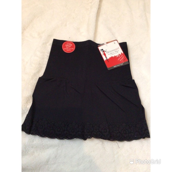 Skinnygirl Other - Smoothers n’ Shapers Mini Half Slip - NWT